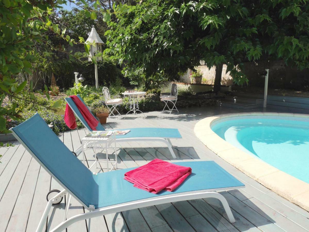 Bed and Breakfast L'Arbre D'Ange Монморийон Экстерьер фото